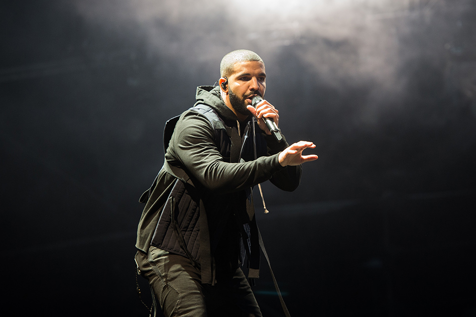 GETTY IMAGES | PHOTO COURTESY Rapper Drake is the focus of a Facebook campaign to arrange for the rapper to speak at fall 2016 commencement. 